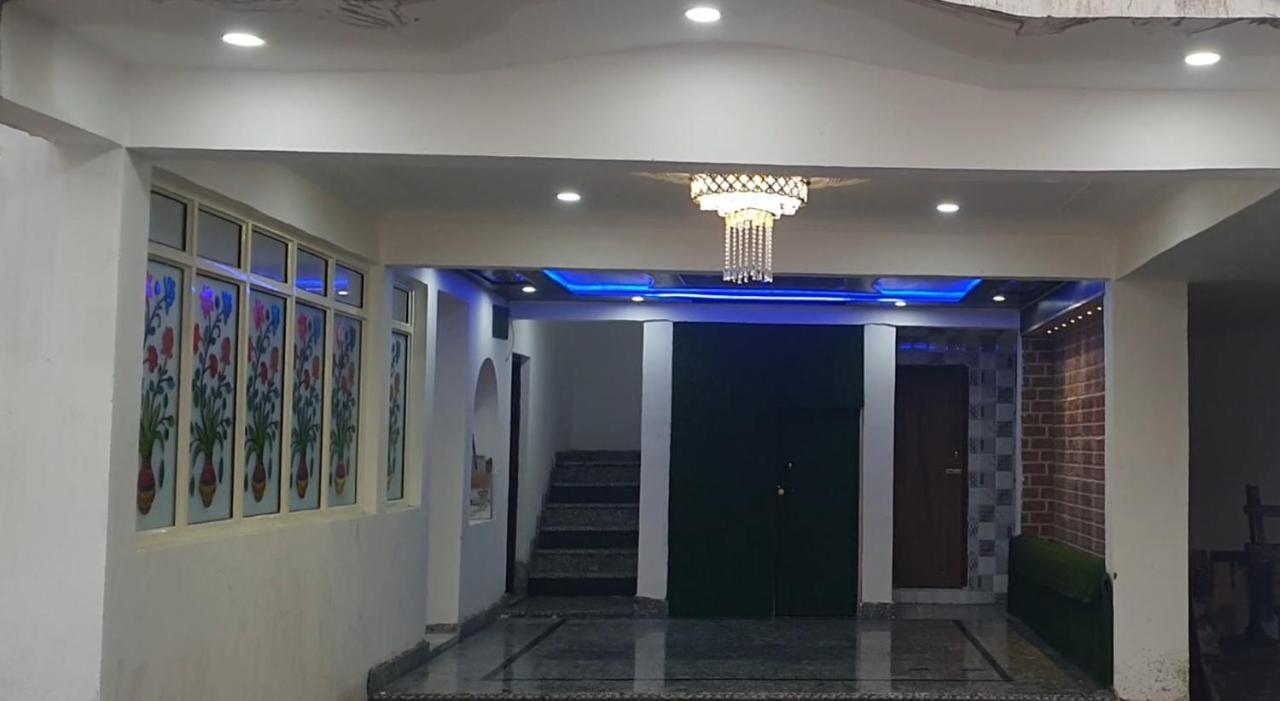 Hotel Resonance Exotic Srīnagar Buitenkant foto