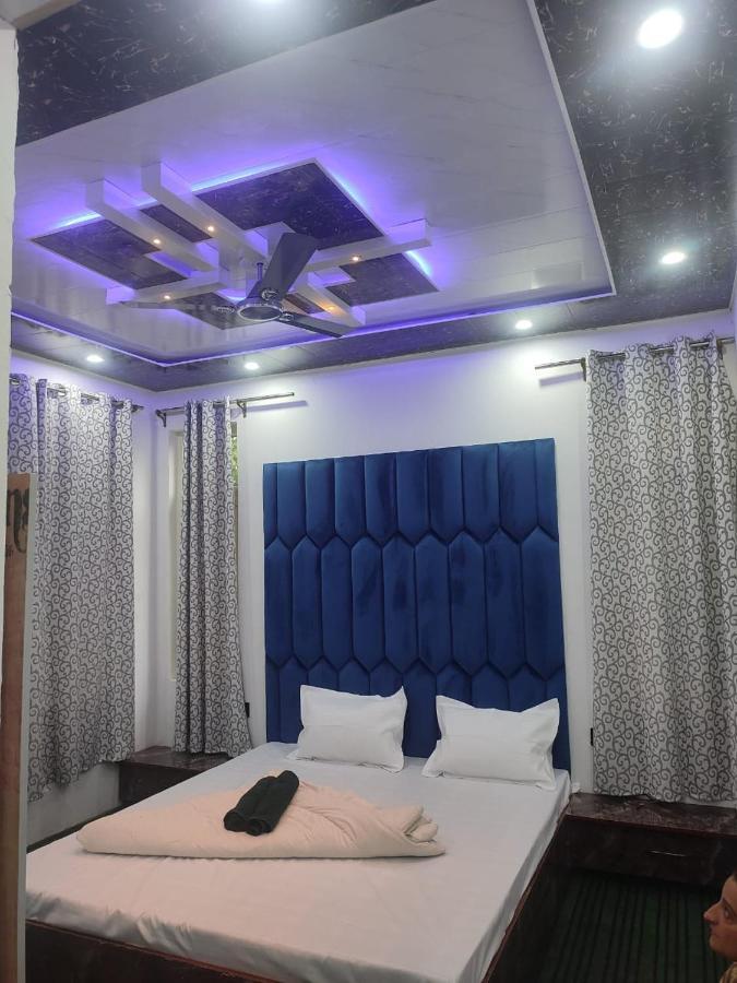 Hotel Resonance Exotic Srīnagar Buitenkant foto