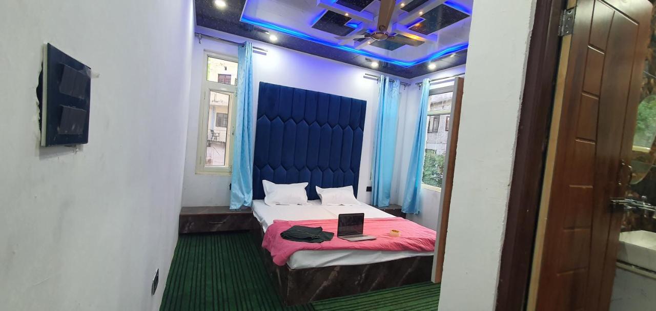 Hotel Resonance Exotic Srīnagar Buitenkant foto