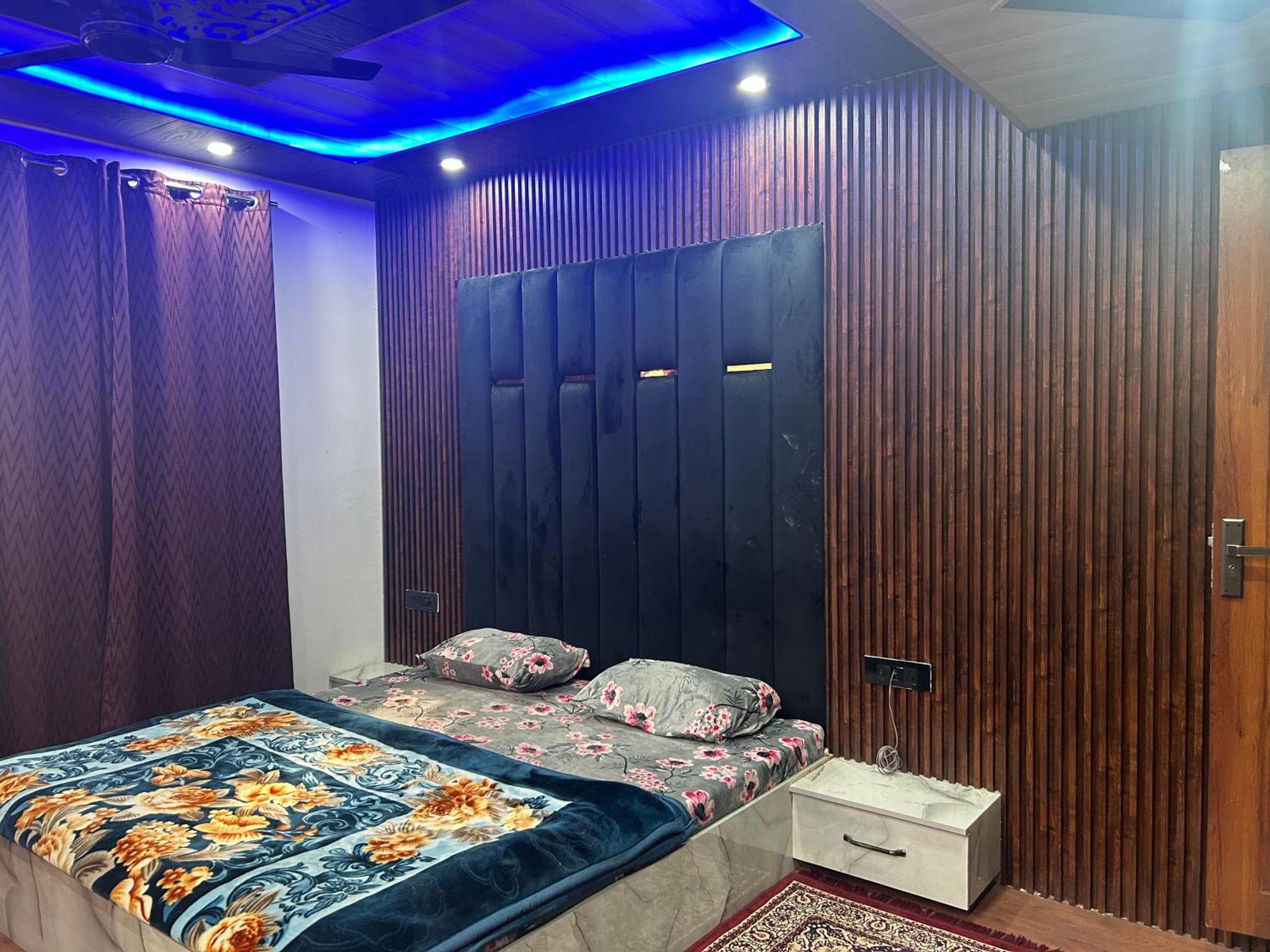 Hotel Resonance Exotic Srīnagar Buitenkant foto